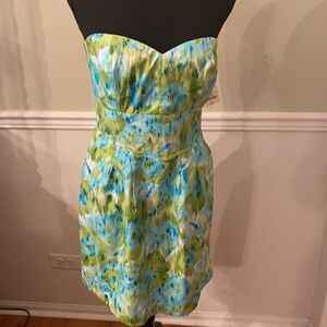 A Walter by Walter strapless dress size Medium